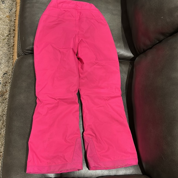 Youth North Face snow pants 7/8, pink - Picture 2 of 3